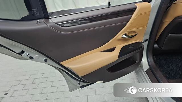 Lexus ES300h 7th generation id 4285710 из Кореи 17