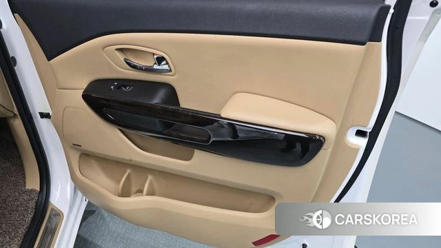 Kia The New Carnival id 4390257 из Кореи 17