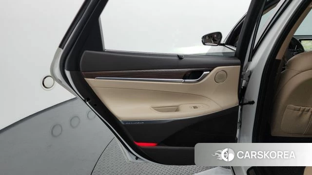 Hyundai Grandeur IG id 4633285 из Кореи 17