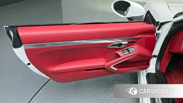 Porsche 718 Boxster id 4292001 из Кореи 17