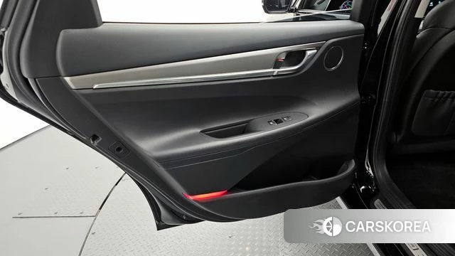 Hyundai The New Grandeur IG Hybrid id 4345000 из Кореи 17