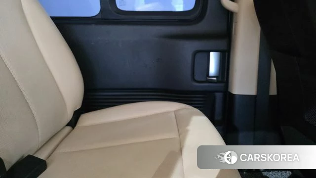 Hyundai Staria id 4308813 из Кореи 17