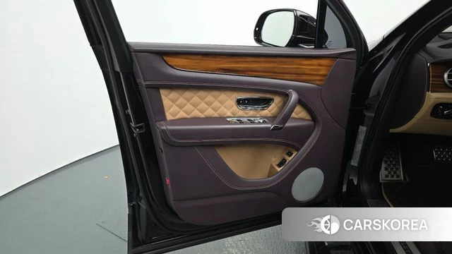 Bentley Bentayga id 4563172 из Кореи 17