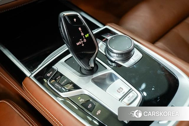 BMW 7 series id 4216341 из Китая 17