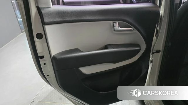 Kia The New Ray id 4677671 из Кореи 17
