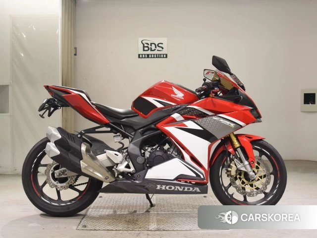 Проданный Honda CBR250RR 2017 из Японии