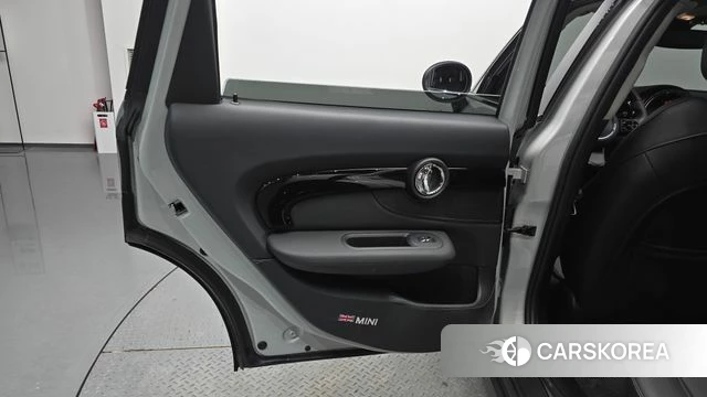 Mini Cooper Clubman id 4701648 из Кореи 17
