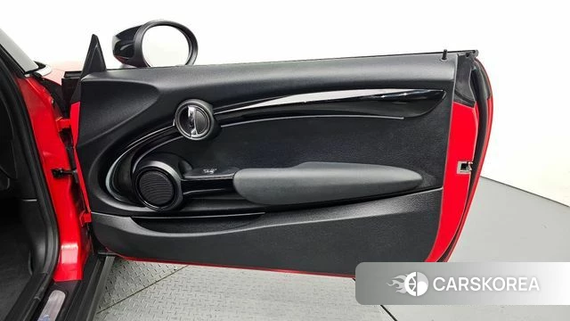 Mini Cooper Convertible id 4408324 из Кореи 17