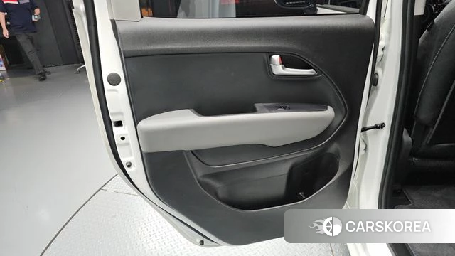 Kia The New Kia Ray id 4743812 из Кореи 17