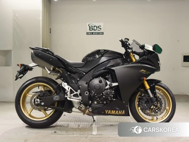 Проданный Yamaha YZF-R1 2010 из Японии
