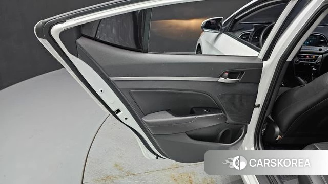 Hyundai Avante AD id 4325829 из Кореи 17
