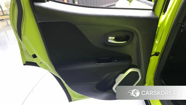 Jeep Renegade id 4672654 из Кореи 17