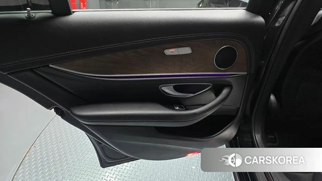 Mercedes-Benz E-Class W213 id 4477067 из Кореи 17