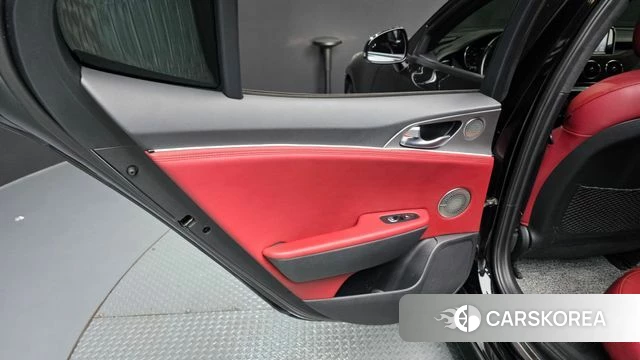Kia Stinger id 4459565 из Кореи 17