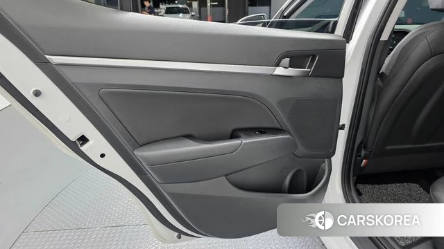Hyundai The New Avante AD id 4581919 из Кореи 17