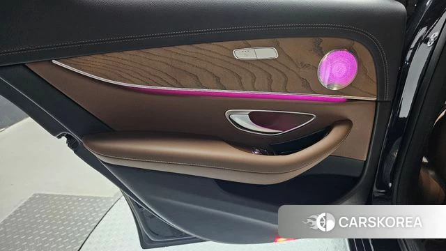 Mercedes-Benz E-Class W213 id 4445254 из Кореи 17