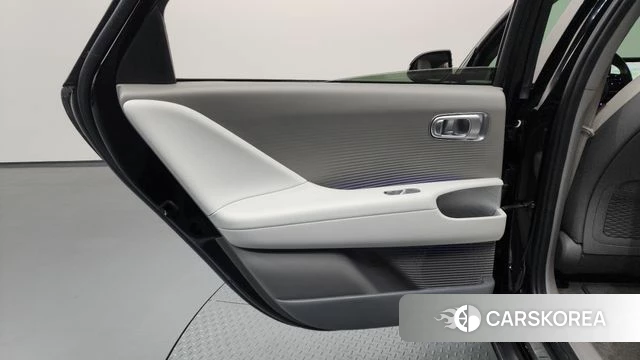 Hyundai Ionic 6 id 4223499 из Кореи 17