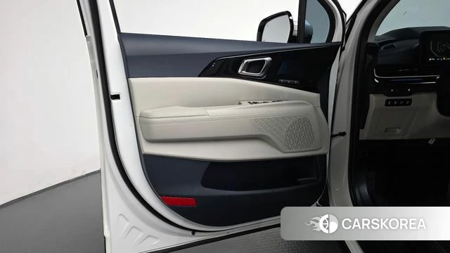 Kia The New Carnival 4th Generation id 4602593 из Кореи 17