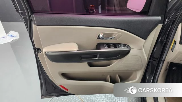 Kia The New Carnival id 4638258 из Кореи 17