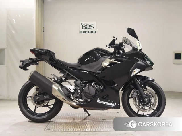 Проданный Kawasaki NINJA 400 2018 из Японии