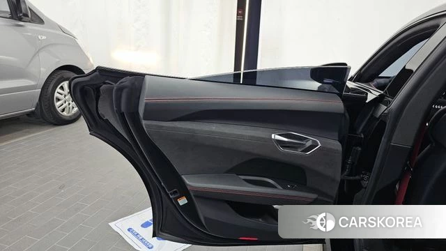 Audi RS e-Tron GT id 4793377 из Кореи 17