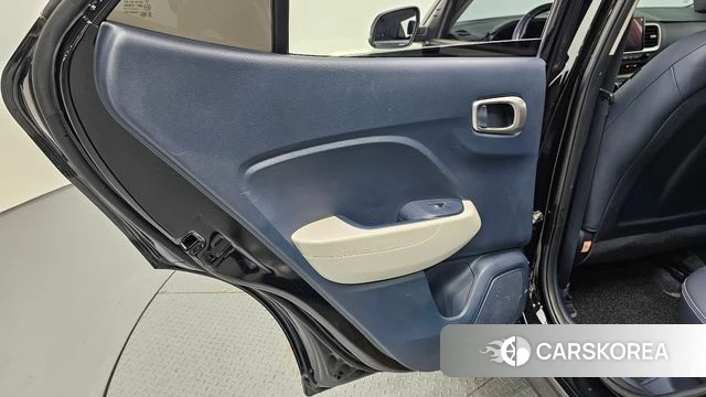 Hyundai Venue id 4293770 из Кореи 17