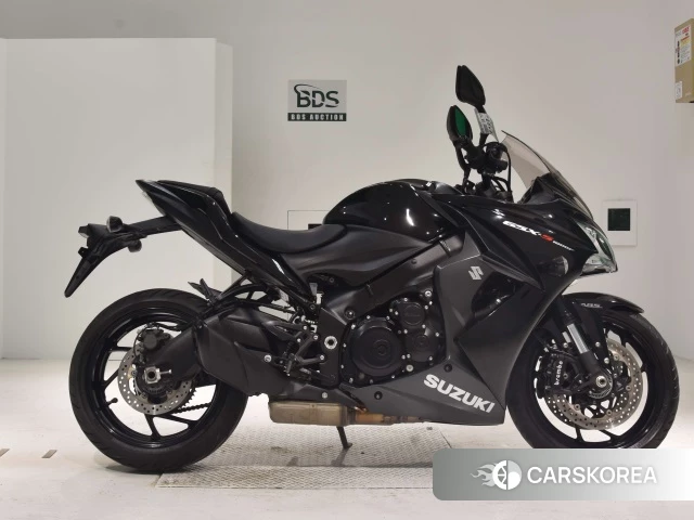 Проданный Suzuki GSX-S1000F 2021 из Японии