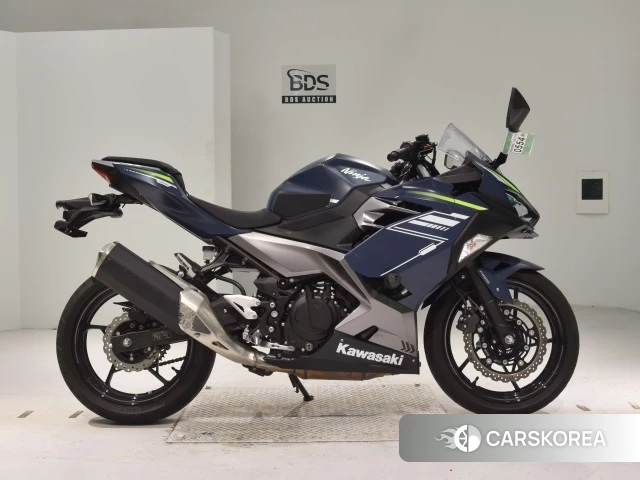 Проданный Kawasaki NINJA 400 2022 из Японии