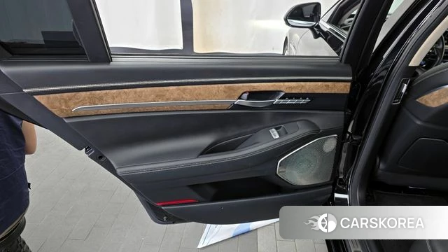 Genesis G90 id 4410605 из Кореи 17