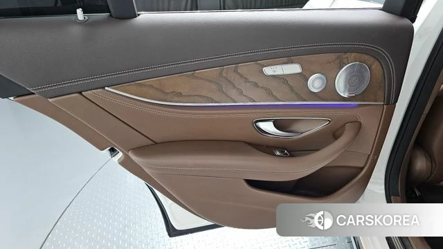 Mercedes-Benz E-Class W213 id 4620493 из Кореи 17