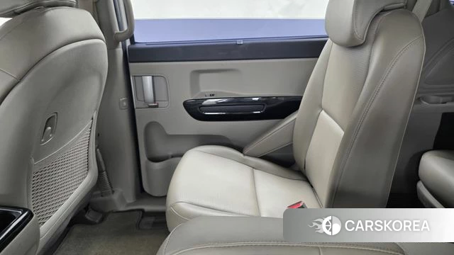 Kia The New Carnival id 4667502 из Кореи 17
