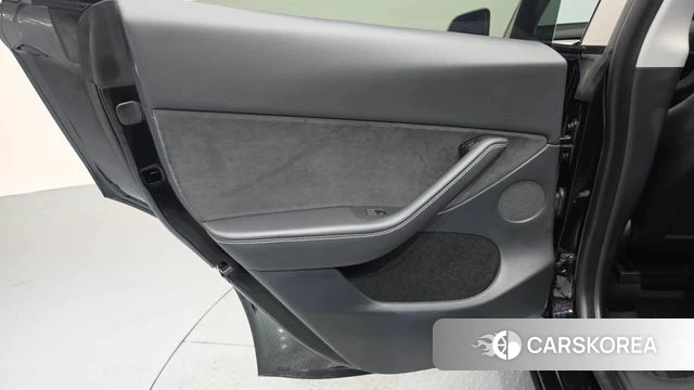 Tesla Model Y id 4493835 из Кореи 17