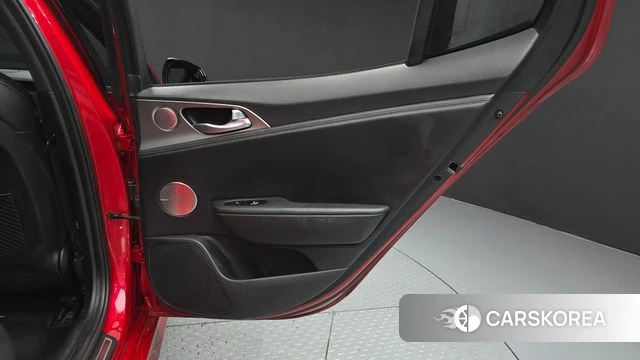 Kia Stinger id 4356850 из Кореи 17