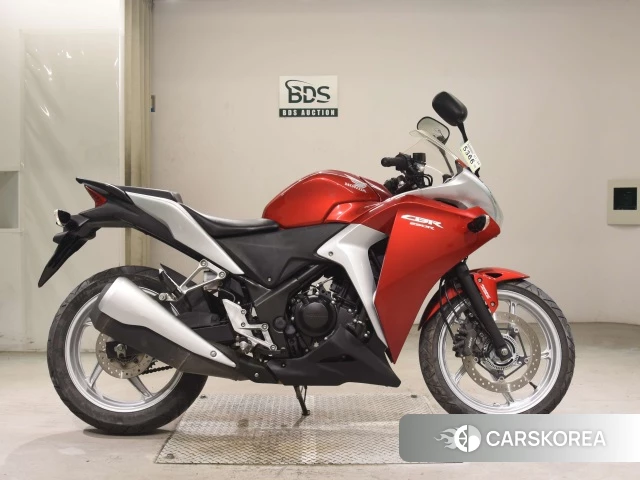 Проданный Honda CBR250R 2011 из Японии