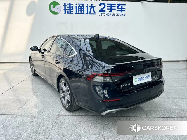 Honda Accord id 4272779 из Китая 17