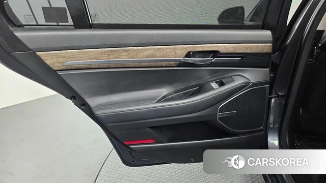 Genesis G90 id 4482944 из Кореи 17