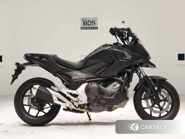 Проданный Honda NC750X DCT 2016 из Японии, фото 2