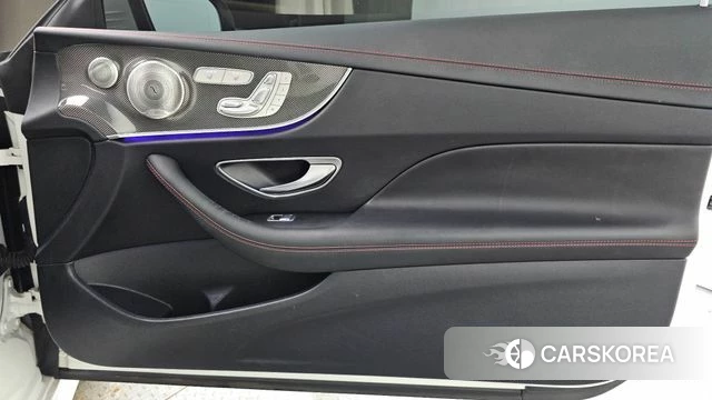 Mercedes-Benz E-Class W213 id 4750333 из Кореи 17