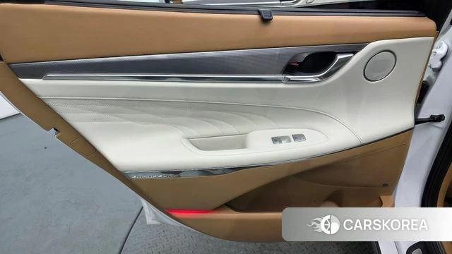 Hyundai The New Grandeur IG Hybrid id 4536057 из Кореи 17