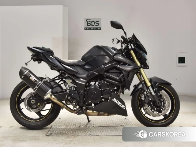 Проданный Suzuki GSR750 ABS id 4175777 из Японии
