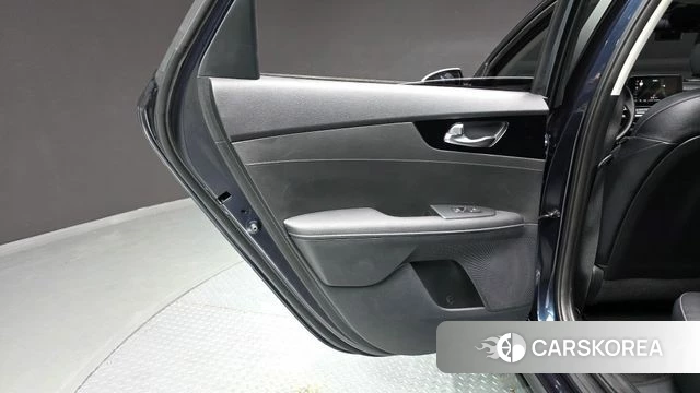 Kia Come New K3 id 4470770 из Кореи 17