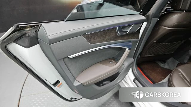 Audi A7 (4K) id 4338813 из Кореи 17