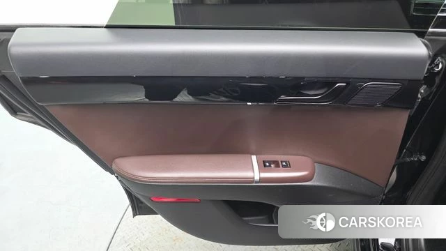 Hyundai Grandeur Hybrid (GN7) id 4481046 из Кореи 17