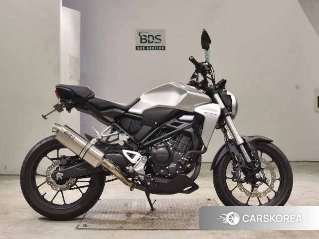 Проданный Honda CB250R 2018 из Японии, фото 2