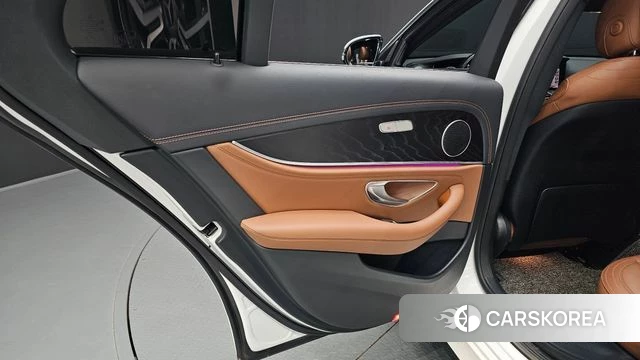 Mercedes-Benz E-Class W213 id 4683371 из Кореи 17