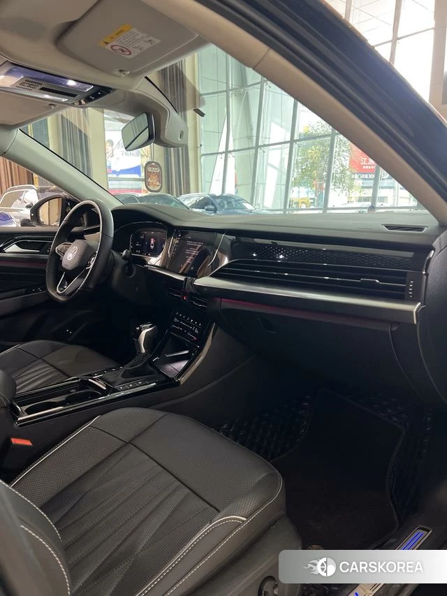 Volkswagen Passat PHEV id 4262053 из Китая 17