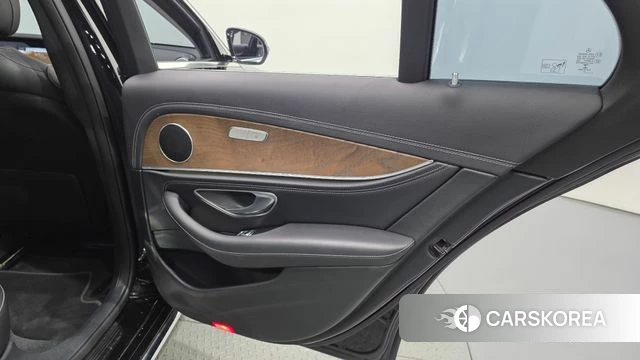Mercedes-Benz E-Class W213 id 4856039 из Кореи 17