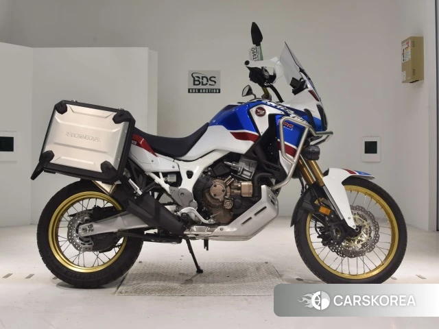 Проданный Honda CRF1000L AFRICA TWIN 2018 из Японии