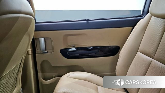 Kia The New Carnival id 4384523 из Кореи 17