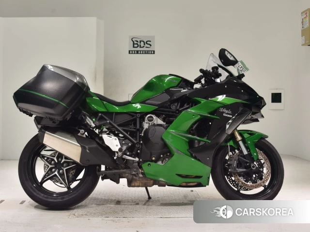 Проданный Kawasaki NINJA H2 SX SE 2018 из Японии